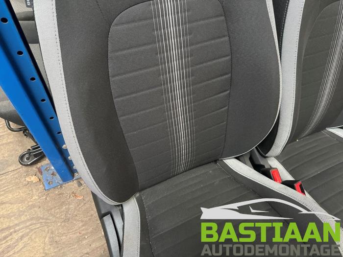 Klädsel, uppsättning (komplett) från en Hyundai i10 1.0 12V 2022