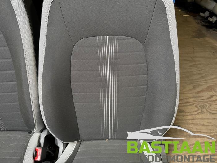 Klädsel, uppsättning (komplett) från en Hyundai i10 1.0 12V 2022