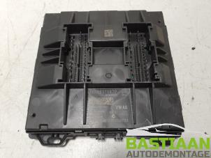 Begagnade Inbyggd dator Volkswagen Polo V (6R) 1.2 12V Pris € 125,00 Marginaltabell erbjuds av Bastiaan Autodemontage