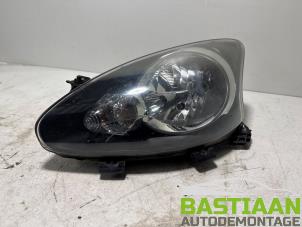 Gebruikte Koplamp links Toyota Aygo (B10) 1.0 12V VVT-i Prijs € 55,00 Margeregeling aangeboden door Bastiaan Autodemontage