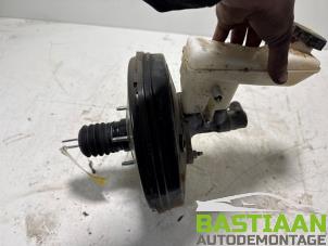 Gebruikte Rembekrachtiger Kia Venga 1.6 CVVT 16V Prijs € 64,99 Margeregeling aangeboden door Bastiaan Autodemontage