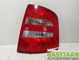 Gebruikte Achterlicht rechts Skoda Fabia (6Y5) 1.4i 16V Prijs € 24,95 Margeregeling aangeboden door Bastiaan Autodemontage