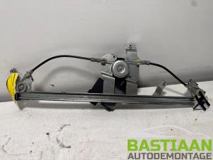 Begagnade Fönstermekanism, 4-dörrars, vänster fram Renault Scénic II (JM) 1.5 dCi 105 Pris € 69,95 Marginaltabell erbjuds av Bastiaan Autodemontage