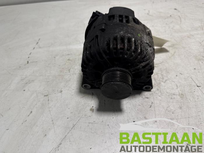 Dynamo van een Peugeot 308 (4A/C) 1.6 HDi 16V 2009