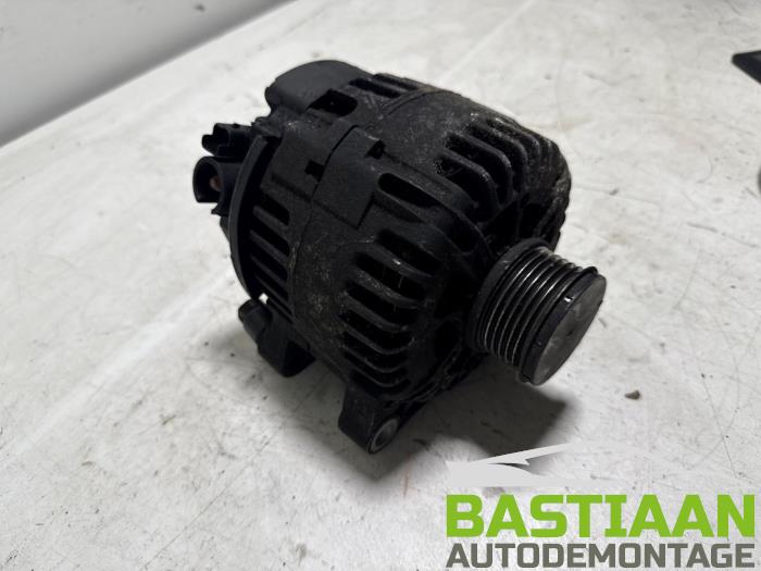 Dynamo van een Peugeot 308 (4A/C) 1.6 HDi 16V 2009