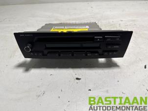 Begagnade CD-spelare med radio BMW 1 serie (E87/87N) 116i 2.0 16V Pris € 65,00 Marginaltabell erbjuds av Bastiaan Autodemontage