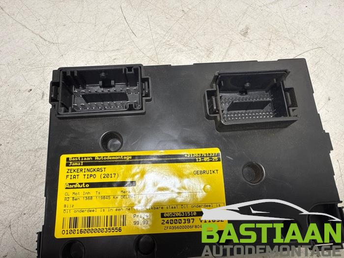 Zekeringkast van een Fiat Tipo (356W/357W) 1.4 16V 2017