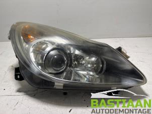 Gebruikte Koplamp rechts Opel Corsa D 1.4 16V Twinport Prijs € 65,00 Margeregeling aangeboden door Bastiaan Autodemontage