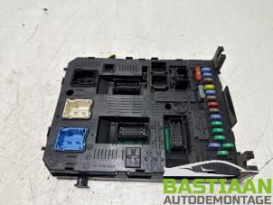 Begagnade Säkringsbox Peugeot Partner (GC/GF/GG/GJ/GK) 1.6 HDI 75 Phase 1 Pris € 175,00 Marginaltabell erbjuds av Bastiaan Autodemontage
