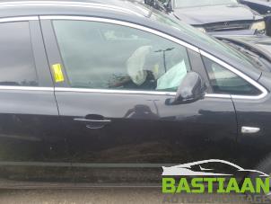 Begagnade Framdörr, 4-dörrars, höger Opel Astra J Sports Tourer (PD8/PE8/PF8) 2.0 CDTI 16V 165 Pris € 199,95 Marginaltabell erbjuds av Bastiaan Autodemontage