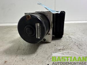 Begagnade ABS-pump Volkswagen Touran (1T1/T2) 2.0 FSI 16V Pris € 109,99 Marginaltabell erbjuds av Bastiaan Autodemontage