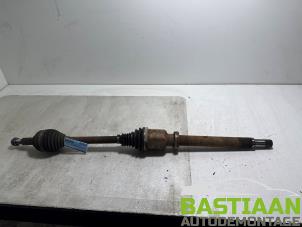 Używane Os napedowa prawy przód Ford Transit Custom 2.0 TDCi 16V Eco Blue 105 Cena € 174,99 Procedura marży oferowane przez Bastiaan Autodemontage