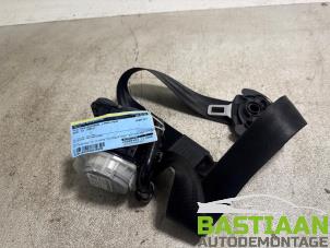 Gebruikte Veiligheidsgordel links-voor Audi A1 (8X1/8XK) 1.4 TDI Ultra 12V Prijs op aanvraag aangeboden door Bastiaan Autodemontage