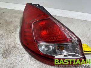 Gebruikte Achterlicht links Ford Fiesta 6 (JA8) 1.0 SCI 12V 80 Prijs € 34,99 Margeregeling aangeboden door Bastiaan Autodemontage