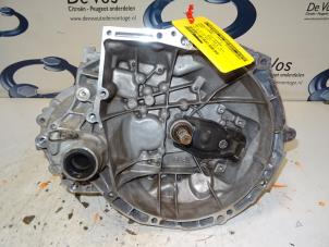Begagnade Växellåda Peugeot 2008 (CU) 1.2 Vti 12V PureTech 82 Pris € 650,00 Marginaltabell erbjuds av De Vos Onderdelen