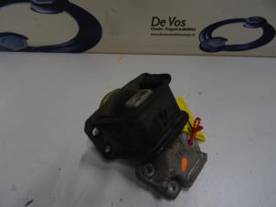 Gebruikte Motorsteun Peugeot 307 (3A/C/D) 1.6 16V Prijs € 45,00 Margeregeling aangeboden door De Vos Onderdelen