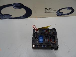 Gebruikte Zekeringkast Peugeot 508 Prijs € 135,00 Margeregeling aangeboden door De Vos Onderdelen