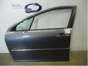 Gebruikte Portier 4Deurs links-voor Peugeot 407 (6D) 1.6 HDi 16V Prijs € 160,00 Margeregeling aangeboden door De Vos Onderdelen