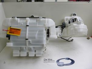 Gebruikte Kachelhuis Citroen C4 Picasso (UD/UE/UF) 1.6 HDi 16V 110 Prijs € 200,00 Margeregeling aangeboden door De Vos Onderdelen