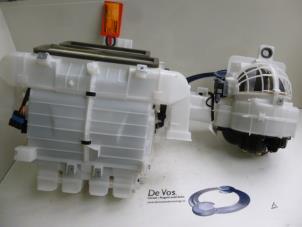 Gebruikte Kachelhuis Citroen C4 Picasso (UD/UE/UF) 1.6 HDi 16V 110 Prijs € 200,00 Margeregeling aangeboden door De Vos Onderdelen