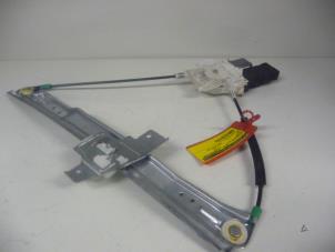 Gebruikte Ruitmechaniek 4Deurs rechts-voor Peugeot 407 Prijs € 80,00 Margeregeling aangeboden door De Vos Onderdelen