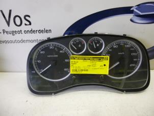 Gebruikte Kilometerteller KM Peugeot 307 (3A/C/D) 2.0 HDi 90 Prijs € 55,00 Margeregeling aangeboden door De Vos Onderdelen