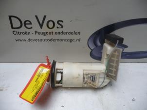 Gebruikte Brandstofpomp Elektrisch Citroen Saxo 1.1i X,SX Prijs € 45,00 Margeregeling aangeboden door De Vos Onderdelen