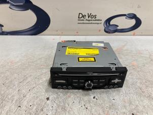 Begagnade CD-spelare med radio Citroen DS3 (SA) 1.6 16V VTS THP 155 Pris € 250,00 Marginaltabell erbjuds av De Vos Onderdelen