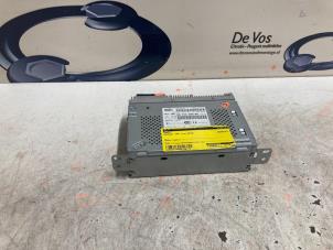 Gebruikte Radio Peugeot 208 I (CA/CC/CK/CL) 1.2 Vti 12V PureTech 82 Prijs € 160,00 Margeregeling aangeboden door De Vos Onderdelen