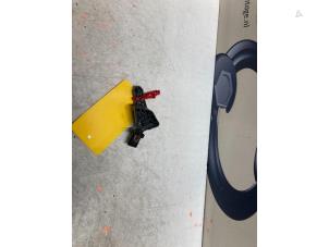 Begagnade Sensor (övriga) Peugeot 508 SW (F4/FC/FJ/FR) 1.6 16V Hybrid 225 Pris € 20,00 Marginaltabell erbjuds av De Vos Onderdelen