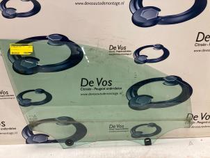 Gebruikte Portierruit 4Deurs rechts-voor Opel Grandland X Prijs € 80,00 Margeregeling aangeboden door De Vos Onderdelen