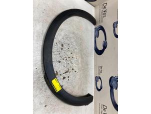 Gebruikte Spatbord Lijst DS Automobiles DS7 Crossback Prijs € 60,00 Margeregeling aangeboden door De Vos Onderdelen