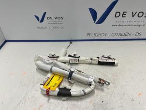 Gebruikte Hemel Airbag Peugeot 208 II (UB/UH/UP) 1.2 Vti 12V PureTech 100 Prijs € 160,00 Margeregeling aangeboden door De Vos Onderdelen