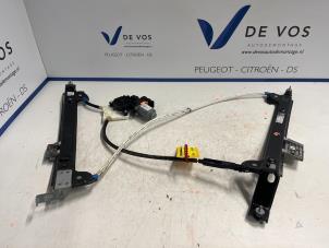 Begagnade Fönstermekanism, 4-dörrars, höger fram Peugeot 508 SW (F4/FC/FJ/FR) 1.6 16V Hybrid 225 Pris € 160,00 Marginaltabell erbjuds av De Vos Onderdelen