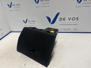 Gebruikte Dashboardkastje Peugeot Expert (V1/VA/VB/VE/VF/VT/VY) 1.5 BlueHDi 120 Prijs € 160,00 Margeregeling aangeboden door De Vos Onderdelen