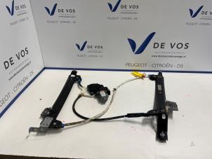 Begagnade Fönstermekanism, 4-dörrars, höger fram Peugeot 508 SW (F4/FC/FJ/FR) 1.5 BlueHDi 130 Pris € 160,00 Marginaltabell erbjuds av De Vos Onderdelen