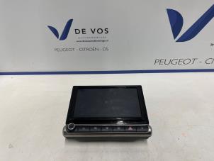 Gebruikte Display Interieur Citroen C3 Aircross I (2C/2R) 1.2 e-THP PureTech 110 Prijs € 300,00 Margeregeling aangeboden door De Vos Onderdelen