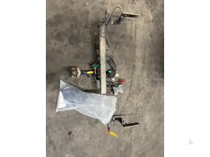 Gebruikte Trekhaak Peugeot 2008 (CU) 1.2 12V e-THP PureTech 130 Prijs € 200,00 Margeregeling aangeboden door De Vos Onderdelen