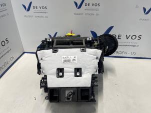 Begagnade Värmarhus DS Automobiles DS 3/Crossback (UC/UJ/UR) E-Tense 50 kWh Pris € 500,00 Marginaltabell erbjuds av De Vos Onderdelen