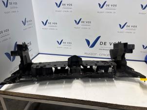 Używane Panel przedni Peugeot 3008 I (0U/HU) 2.0 HDiF 16V Cena € 80,00 Procedura marży oferowane przez De Vos Onderdelen