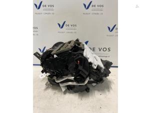 Gebruikte Kachelhuis Opel Mokka 1.2 Turbo 12V Prijs € 450,00 Margeregeling aangeboden door De Vos Onderdelen