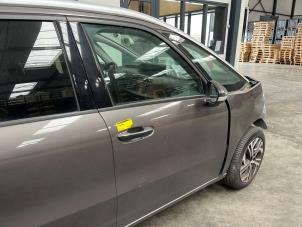 Begagnade Framdörr, 4-dörrars, höger Citroen C4 Picasso (3D/3E) 1.6 BlueHDI 115 Pris € 400,00 Marginaltabell erbjuds av De Vos Onderdelen