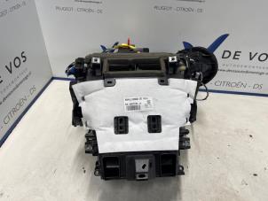 Gebruikte Kachelhuis Opel Mokka 1.2 Turbo 12V Prijs € 450,00 Margeregeling aangeboden door De Vos Onderdelen