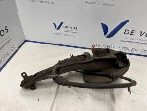 Używane Sworzen prawy tyl Citroen C4 Aircross (BU) 1.6i 16V 115 Cena € 200,00 Procedura marży oferowane przez De Vos Onderdelen
