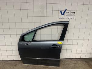 Gebruikte Portier 4Deurs links-voor Peugeot 308 (4A/C) 1.6 16V THP 150 Prijs € 160,00 Margeregeling aangeboden door De Vos Onderdelen