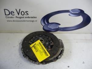 Gebruikte Koppelingsset (compleet) Peugeot 208 I (CA/CC/CK/CL) 1.6 16V THP 155 Prijs € 90,00 Margeregeling aangeboden door De Vos Onderdelen