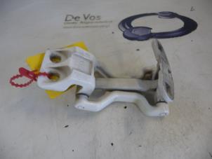 Begagnade Diverse Peugeot Boxer Pris € 55,00 Marginaltabell erbjuds av De Vos Onderdelen