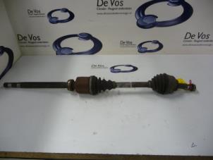 Begagnade Drivaxel, höger fram Citroen C6 (TD) 2.2 HdiF 16V Pris € 90,00 Marginaltabell erbjuds av De Vos Onderdelen