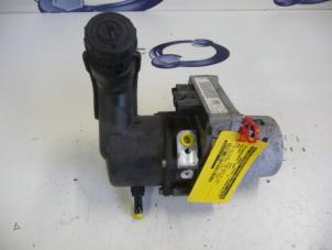 Gebruikte Stuurbekrachtiging Pomp Peugeot 508 Prijs € 250,00 Margeregeling aangeboden door De Vos Onderdelen