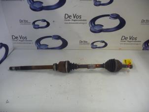 Gebruikte Aandrijfas rechts-voor Citroen C5 Prijs € 90,00 Margeregeling aangeboden door De Vos Onderdelen